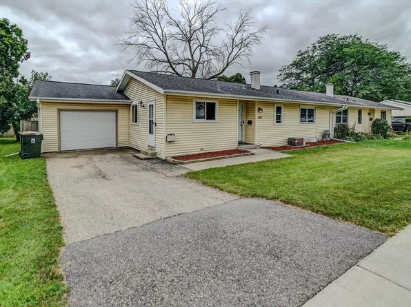 1117 Chicory Way, Sun Prairie, WI 53590