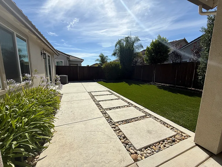 2650 Mayfair St — Photo 25