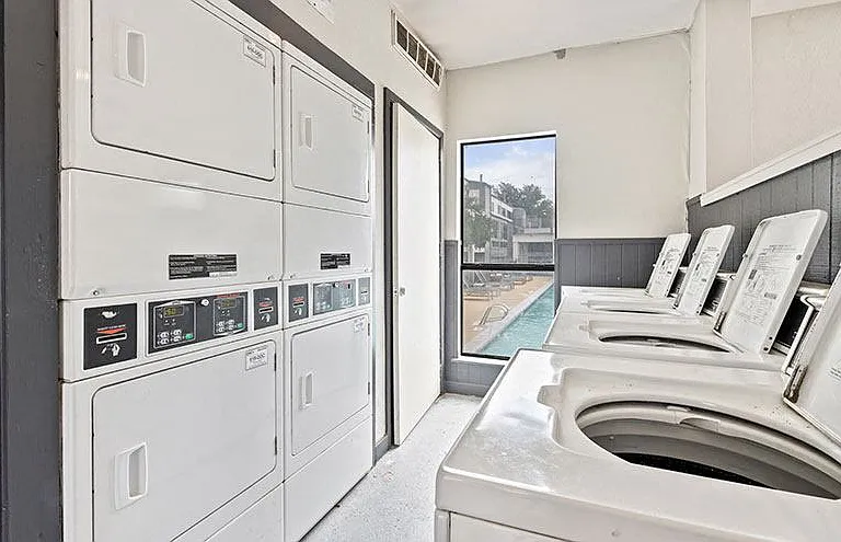 Mylo Apartment Homes — Photo 20