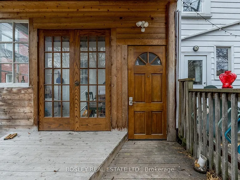 16 Hallam St #BASEMENT — Photo 23