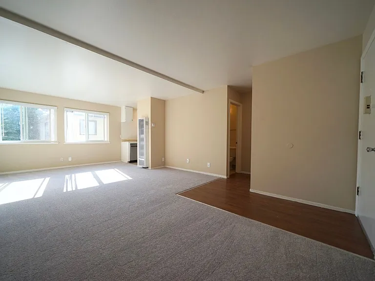 202 Samson — Photo 12