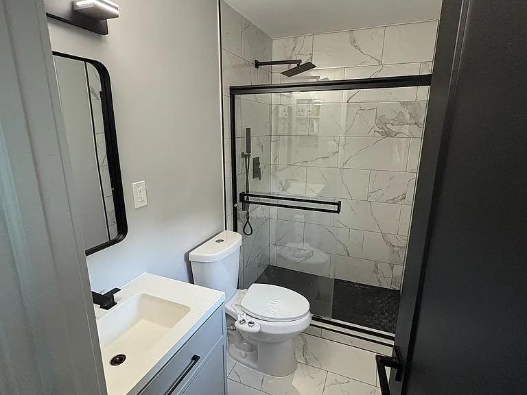 1200 Marshall Ln — Photo 12