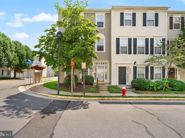 22900 Benson Ter, Sterling, VA 20166