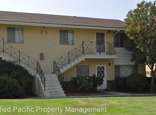 534 Roosevelt Rd #L, Redlands, CA 92374