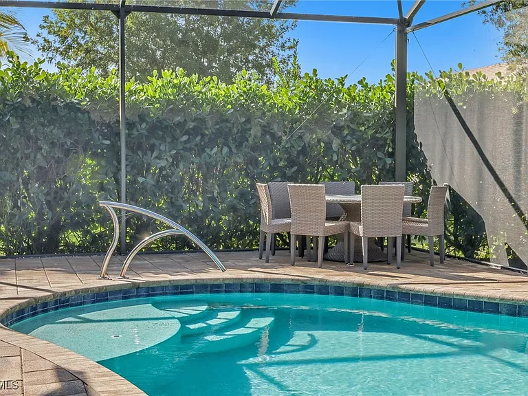23273 Salinas Way — Photo 40