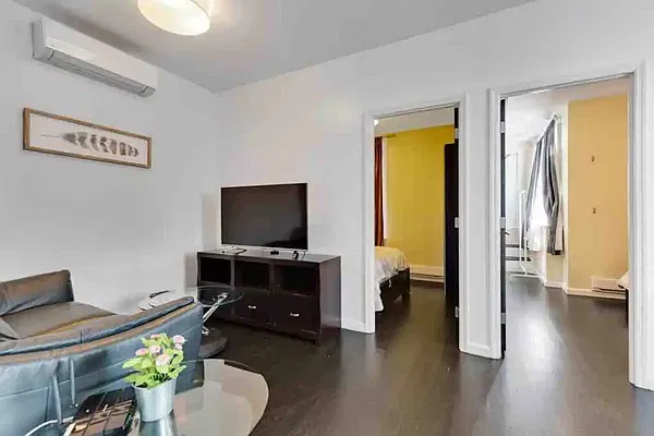 Rented by Oxford Property Group | media 4