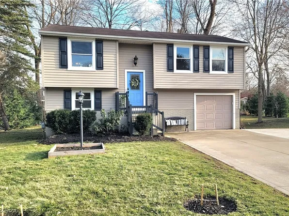 3760 Nautilus Trl, Aurora, OH 44202