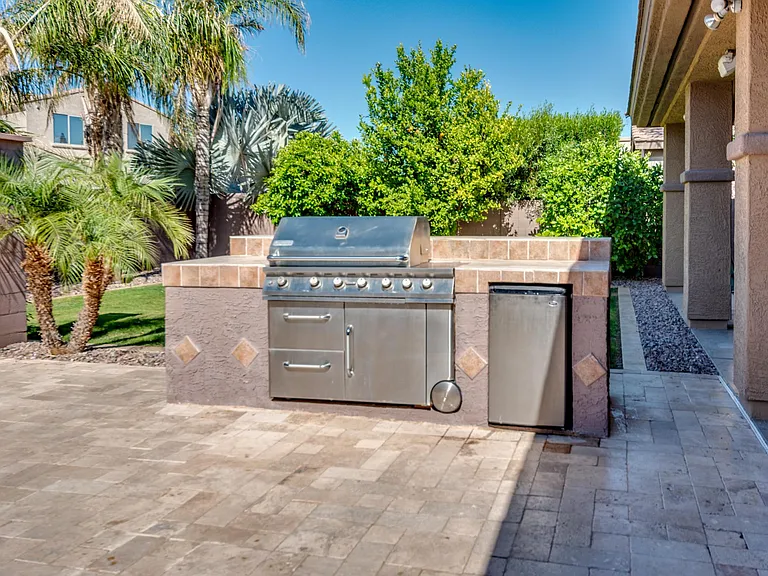 1230 E Canary Dr — Photo 40