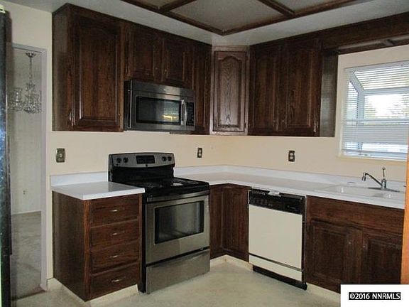 4th image of 1778 Howard Dr