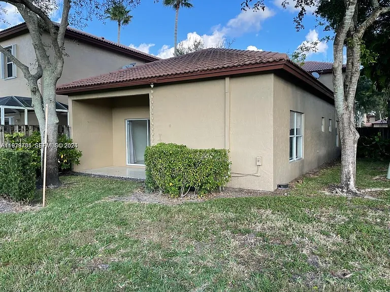 16309 Emerald Cove Rd #16309 — Photo 30