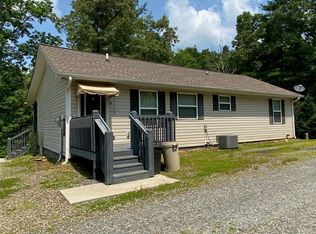 56 Volunteer Ln, Murphy, NC 28906