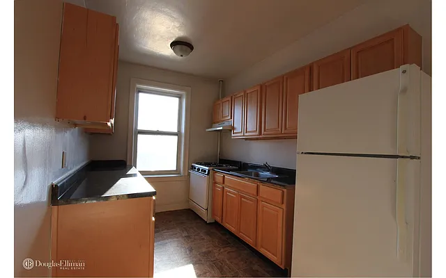 Rented by Douglas Elliman | media 5