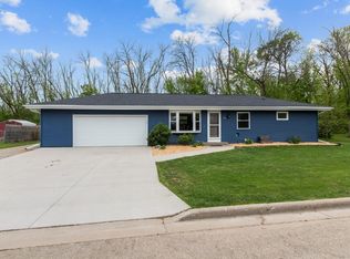 919 Elm St, Winneconne, WI 54986