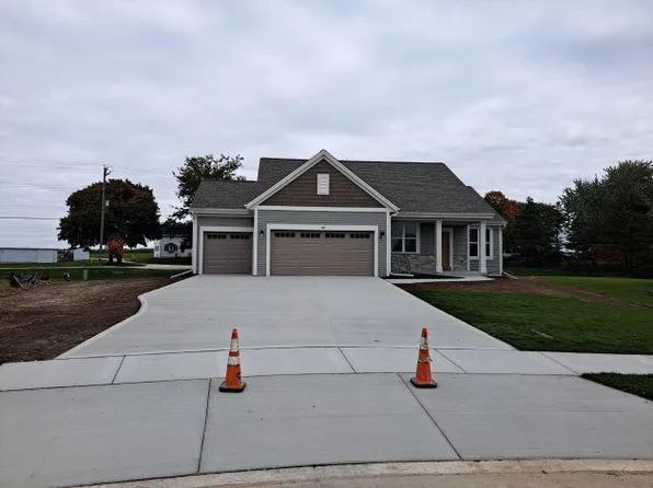 230 Windridge COURT, Slinger, WI 53086