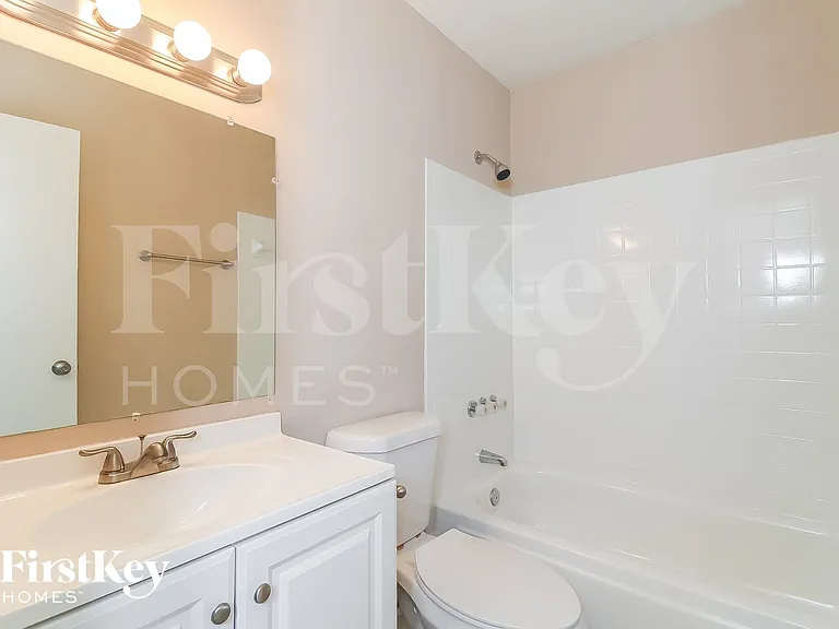 2932 Tiffany Dr SW — Photo 14