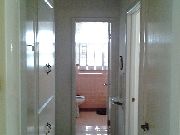 4th image of 4340 NW 13th St