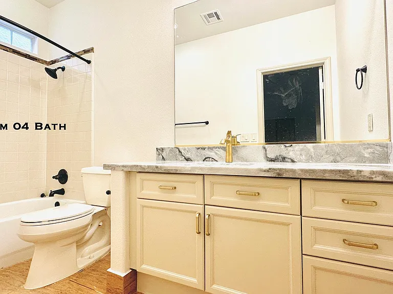 2443 Ping Dr — Photo 26
