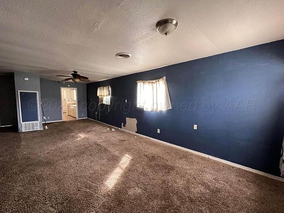 4th image of 427 Clark Ave