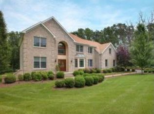 10 Tranquility Pl, Randolph, NJ 07869