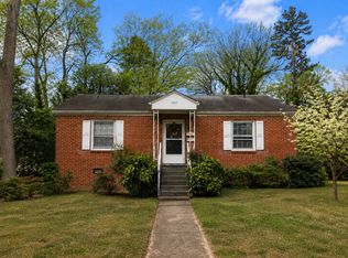 1405 Mimosa Dr #B, Greensboro, NC 27403