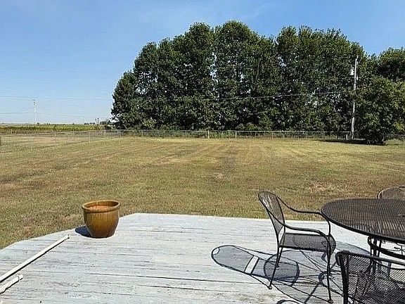 4th image of 128 S Wisdom Rd