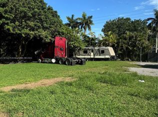 551 SW 127th Ave, Miami, FL 33184