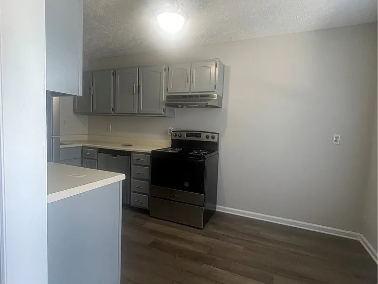 119 Villa Dr — Photo 3