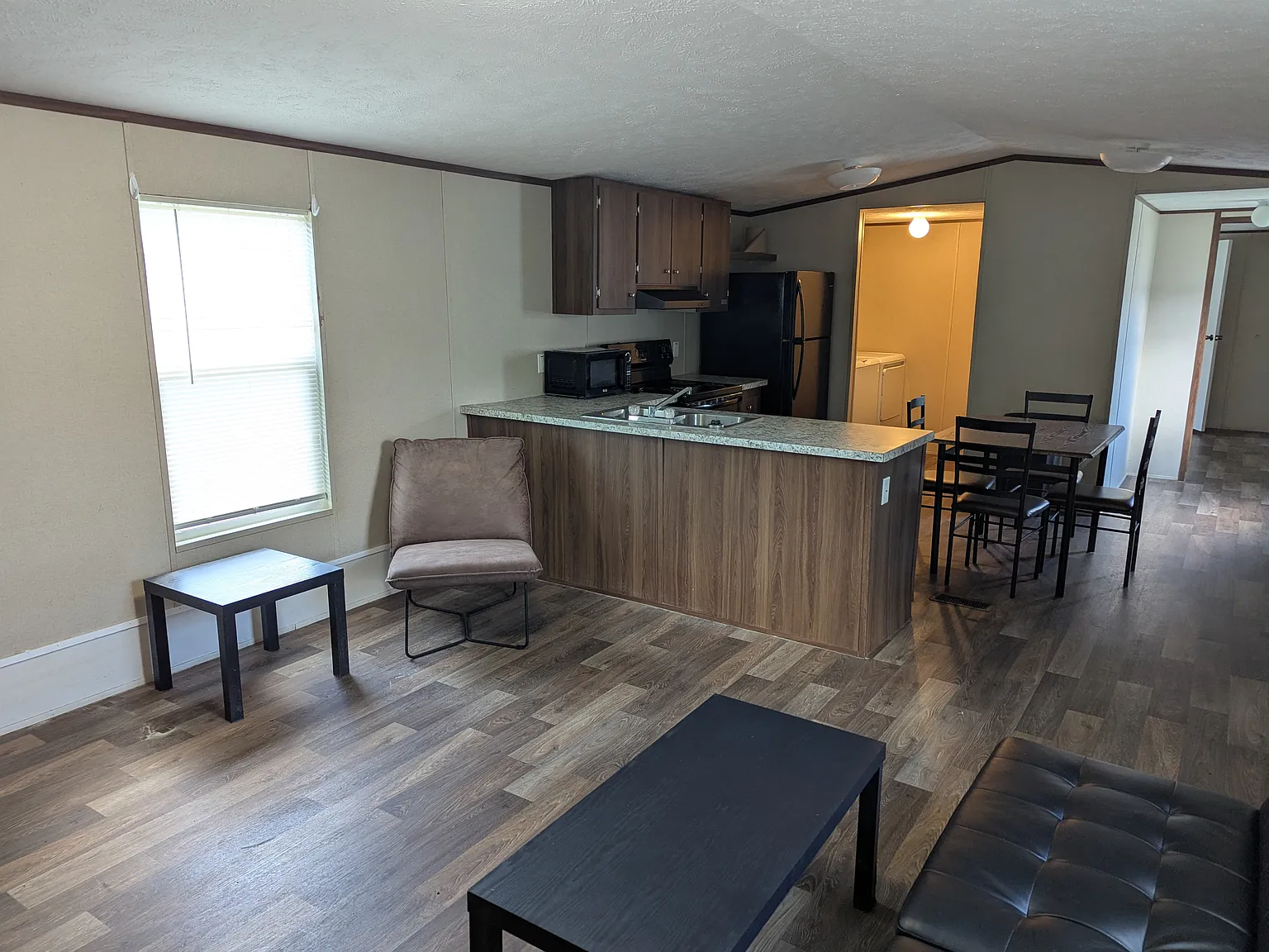 19 Martin Dr — Photo 2