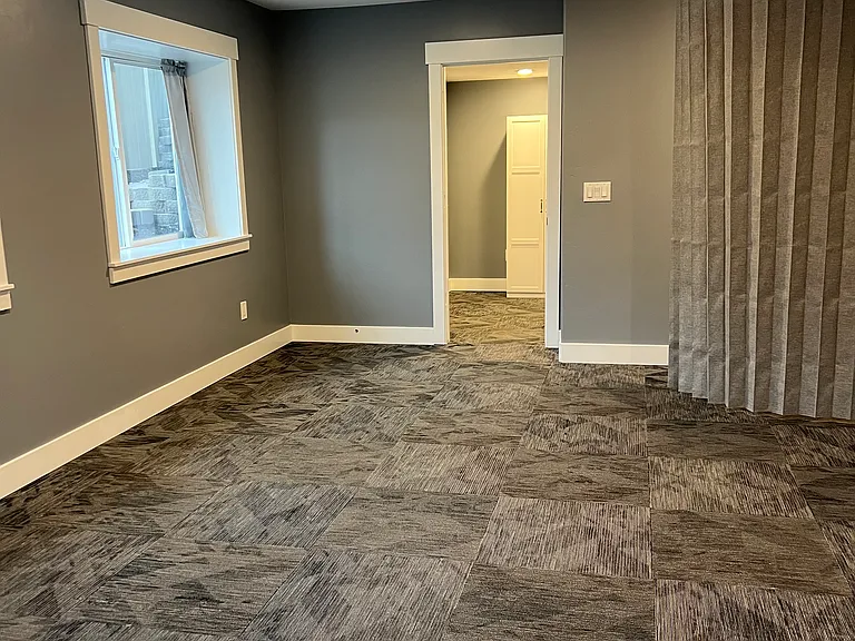 692 Stone Brook Cir — Photo 7