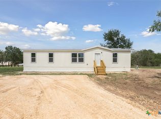 965 Roosevelt Rd, Luling, TX 78648