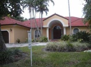 6991 SW 92nd St, Pinecrest, FL 33156