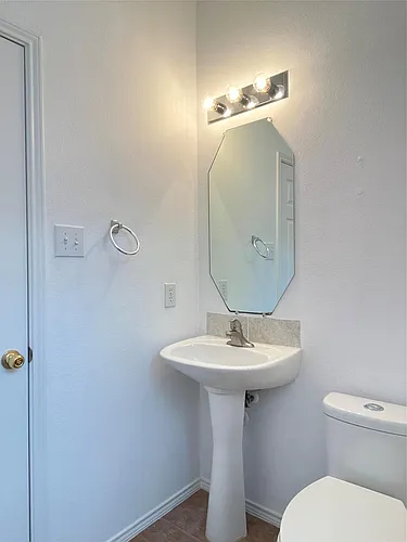 1309 Heather Brook Dr Photo 1