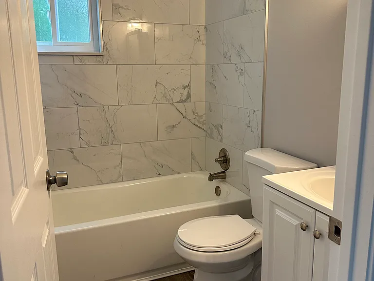 2545 Montana Ave #2 — Photo 6