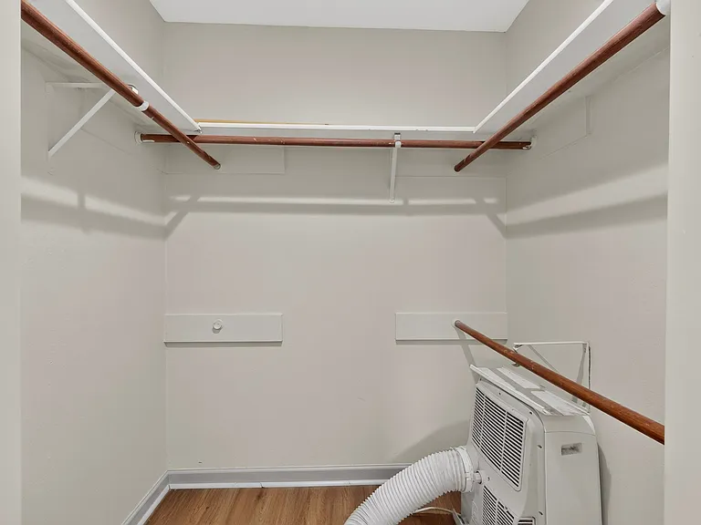 1700 Wheatfield Dr — Photo 26