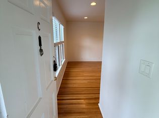 911 11th St APT C, Santa Monica, CA 90403