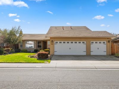 1112 Pinot Noir Dr, Lodi, CA, 95240