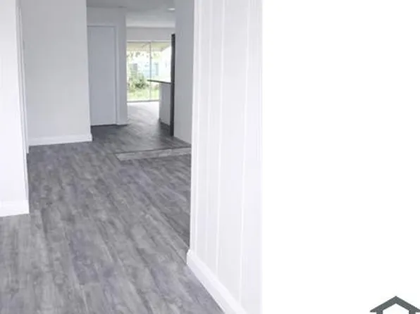 1535 N 24th Ct, Riviera Beach, FL 33404