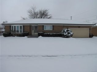 22 Harvard Ct, Williamsville, NY 14221