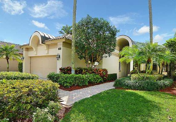 Home For Sale In Broken Sound Country Club
