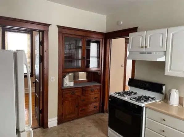 3337 S Lituanica Ave, Chicago, IL 60608