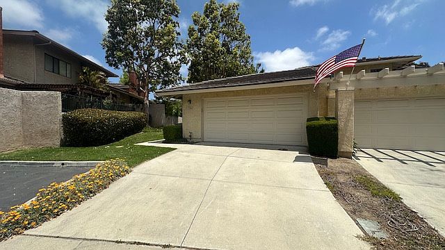 1st image of 754 Tennyson Ln