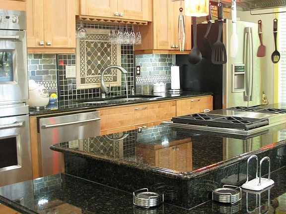 Fabulous indoor BBQ room off deck