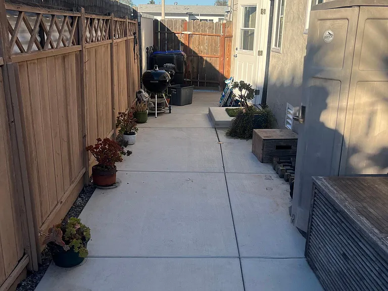 3161 Luna Ave — Photo 11