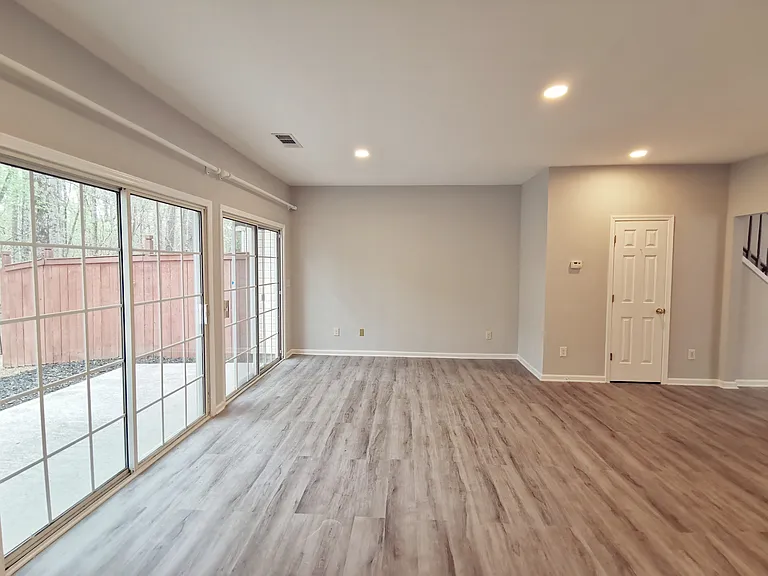 4645 Valais Ct #125 — Photo 15