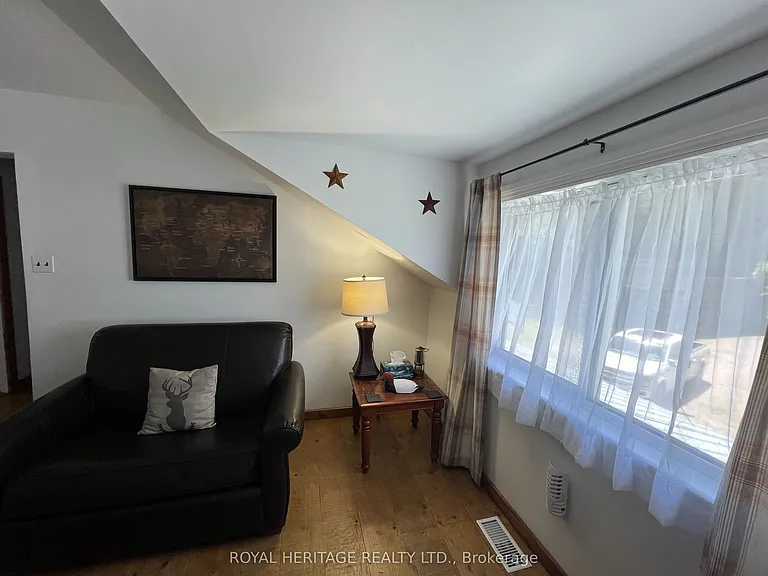 1095 Cleveland Rd — Photo 12