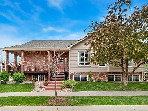 3rd image of 2751 Canby Way