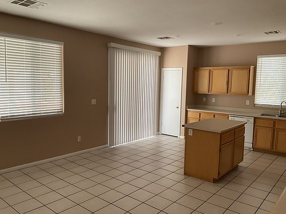 3rd image of 8510 Sonnet Ct