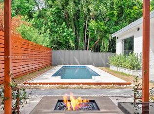 8430 E Dixie Hwy, Miami, FL 33138