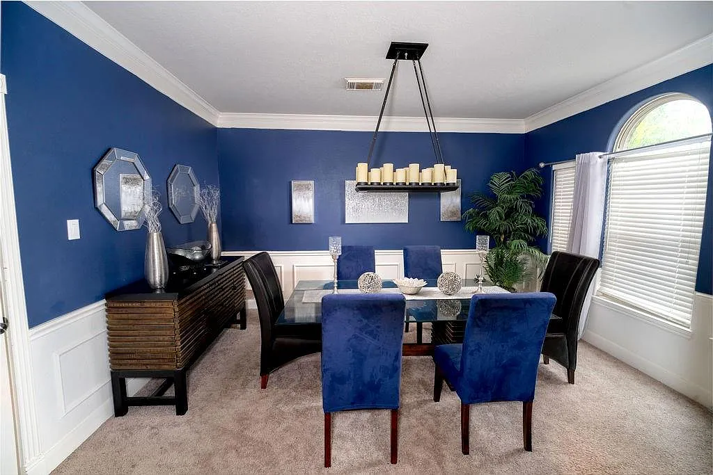5 bed, 3.5 bath, 4041 sqft, $3,500 — Photo 4