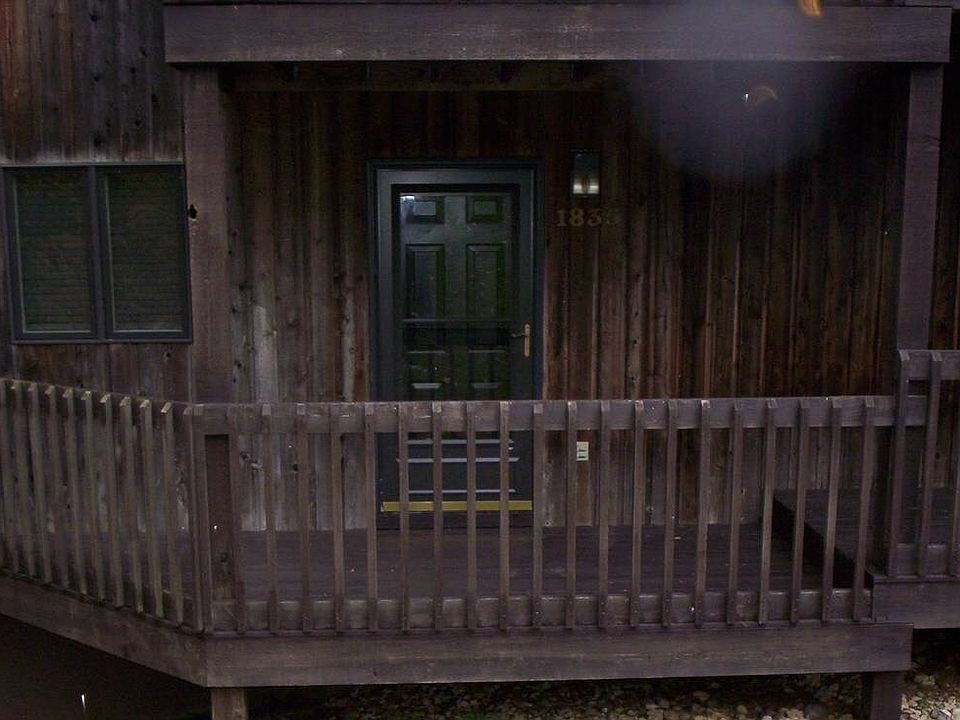 1st image of 1835 E Eagle Bay Dr